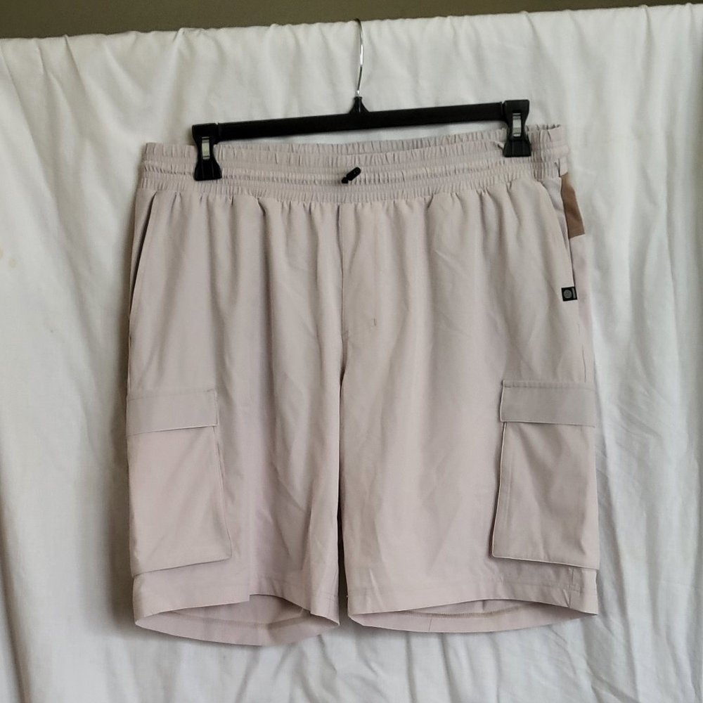 Zella Cargo Shorts